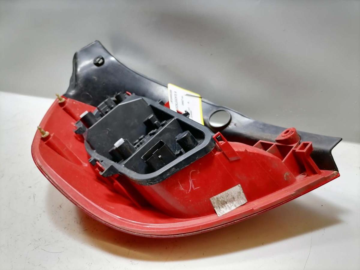 Renault Clio 3 original Rücklicht Rückleuchte rechts BJ05